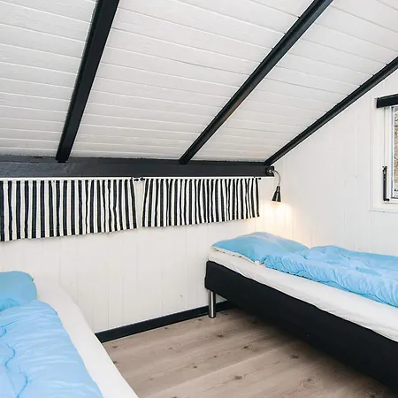 4 Person In Casa de Férias Toftlund